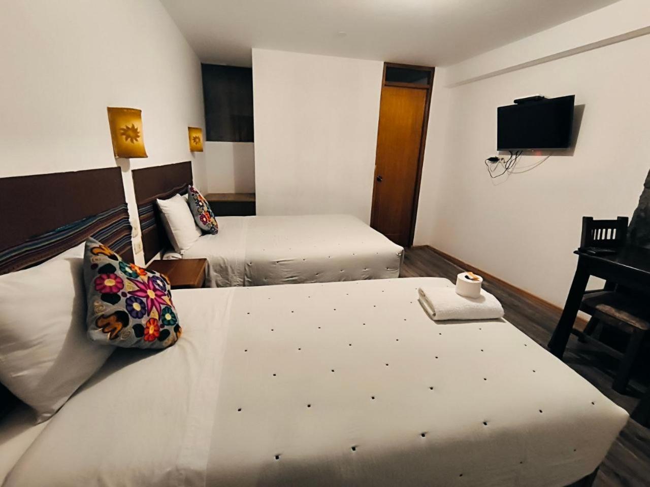 Hostal Balcon De Piedra أُروبامبا المظهر الخارجي الصورة