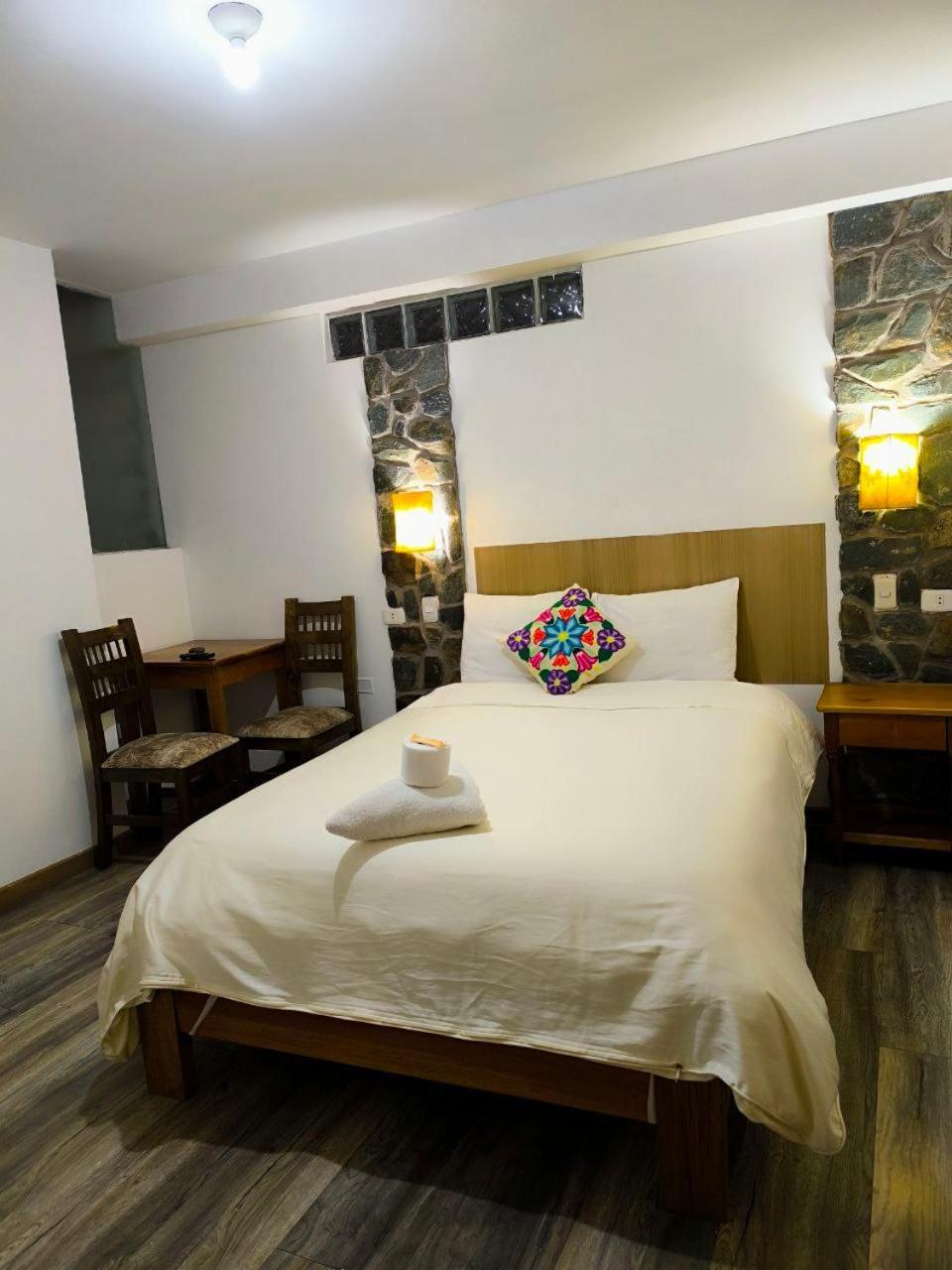 Hostal Balcon De Piedra أُروبامبا المظهر الخارجي الصورة